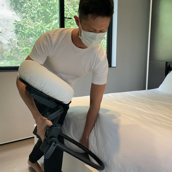 The transformation of your bedroom into a personal spa only takes seconds! My Earthlite portable head cradle is an absolute essential for a better home massage experience for clients.