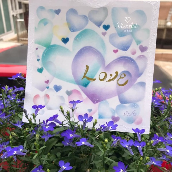 「身如透明琉璃體」
「如淨琉璃，內含寶月」
很喜歡透明，
清